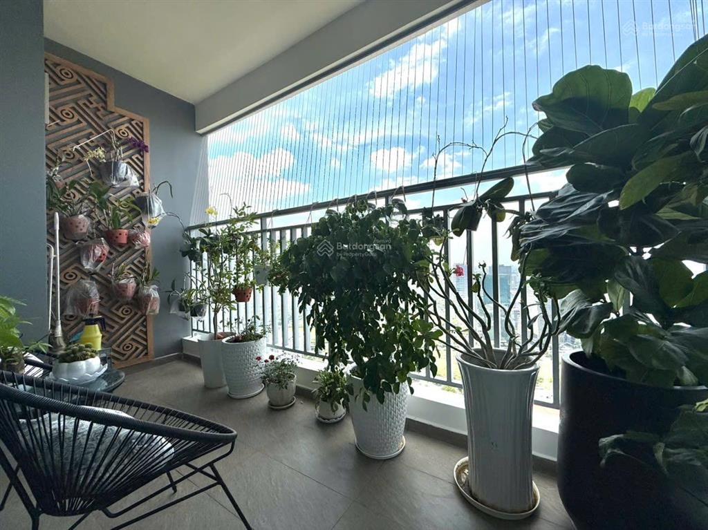 Giá siêu tốt. chủ cần tiền thiện chí bán giá 10,5 tỷ, dt 148m2 tại ch riviera point quận 7
