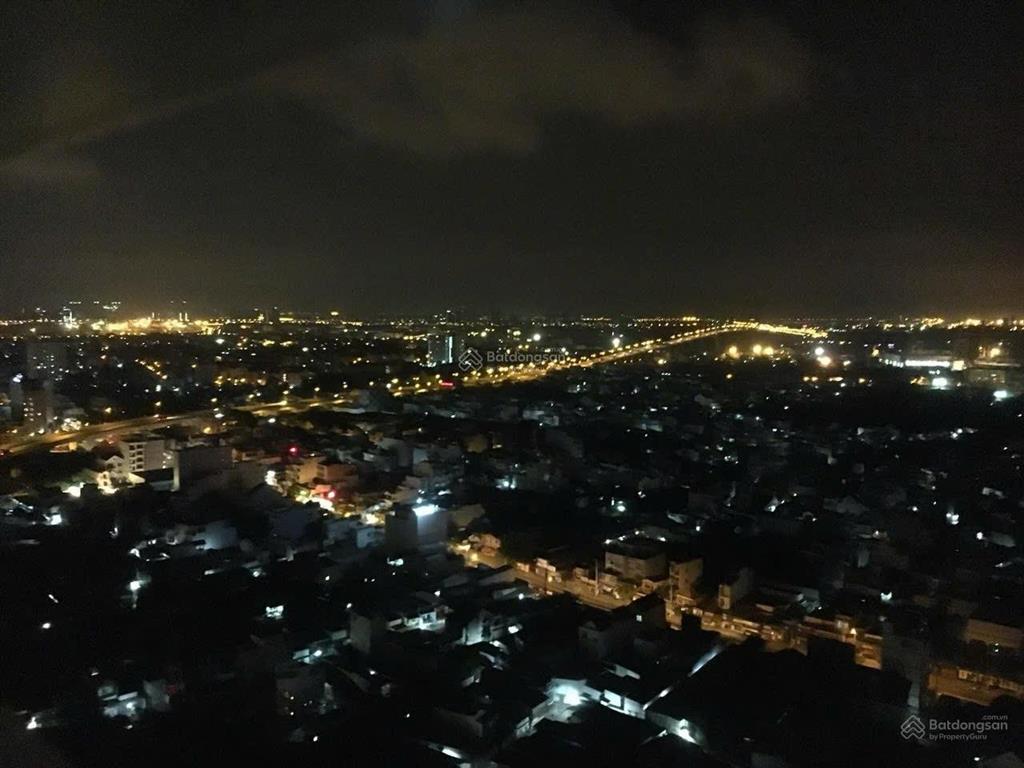 Bán căn hộ riviera point, diện tích 91m2, giá cực tốt 6.9 tỷ.  em 0932 467 ***