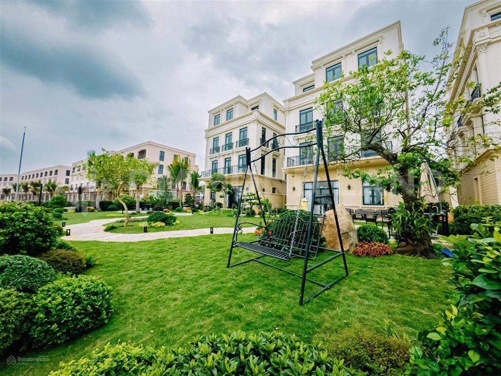 Mua nhà 100m2 tặng ngay 100m2 sân vườn ven sông tự nhiên, số lượng hữu hạn tại vinhomes vũ yên