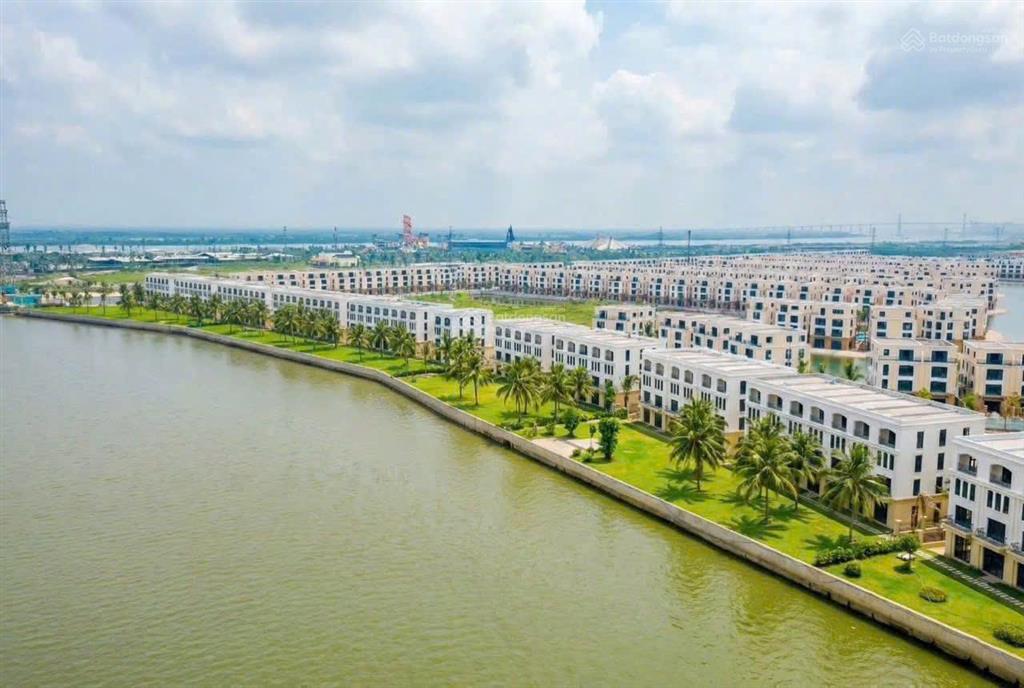 Mua nhà 100m2 tặng ngay 100m2 sân vườn ven sông tự nhiên, số lượng hữu hạn tại vinhomes vũ yên