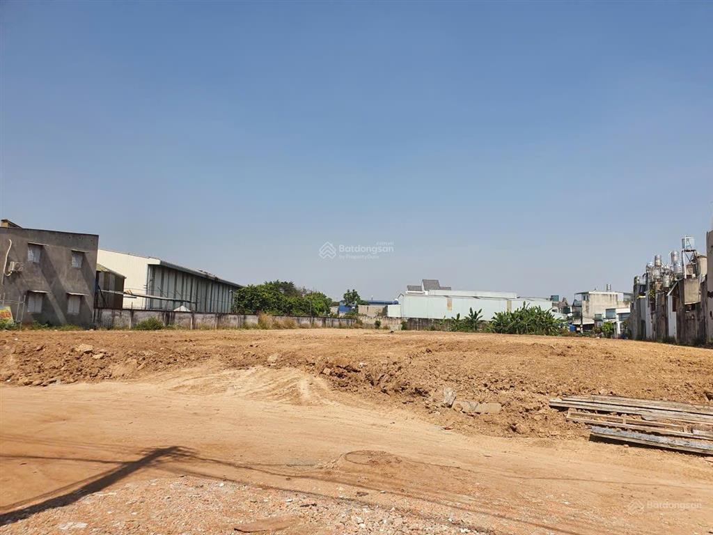 Cho thuê mb 3600m2 thuận an đường container