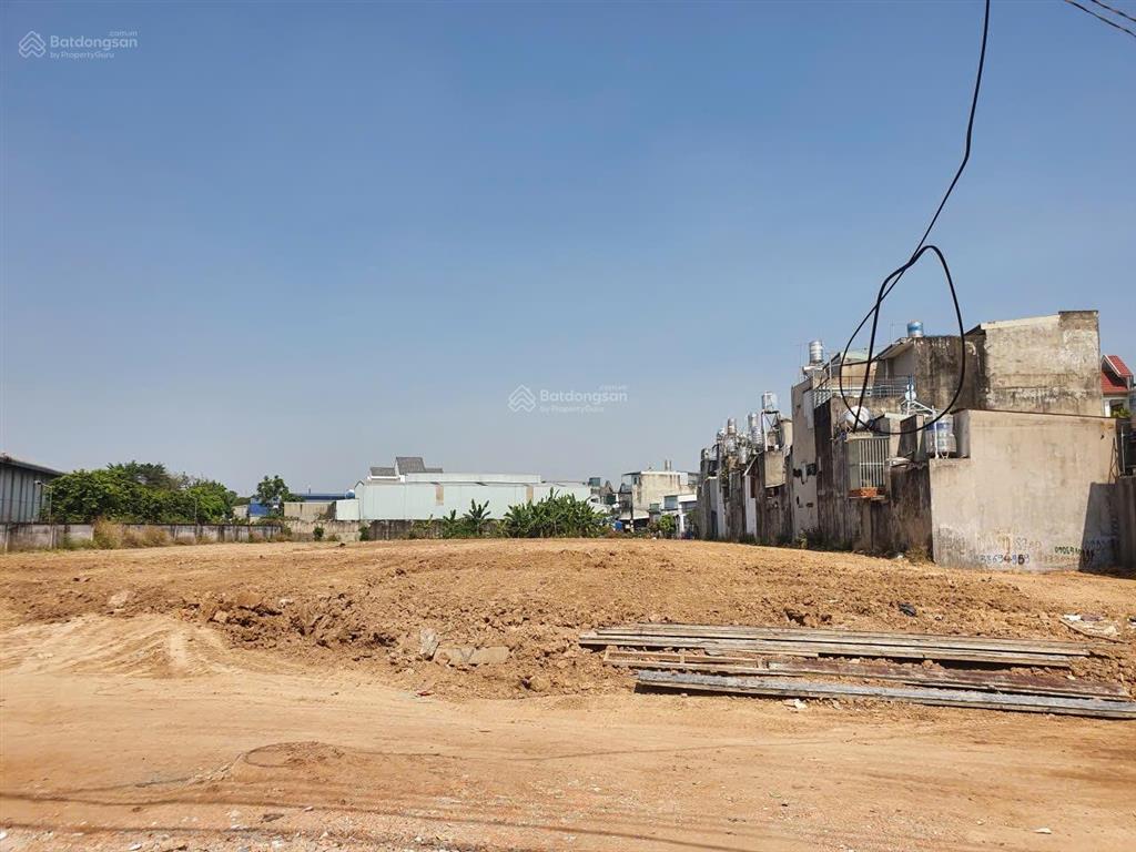 Cho thuê mb 3600m2 thuận an đường container