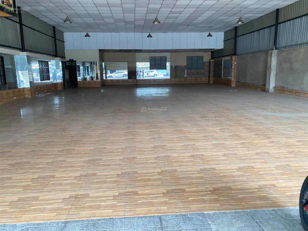 Cho thuê kho mb 325m/16tr có 3 pha