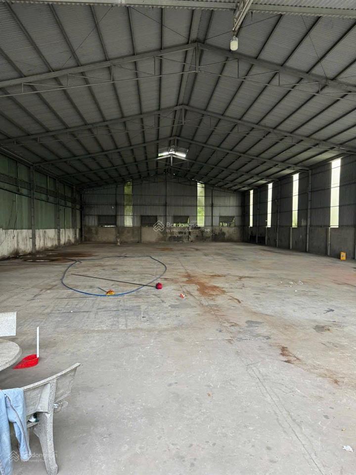 Xưởng 900m2/46tr có văn phòng điện 3 pha