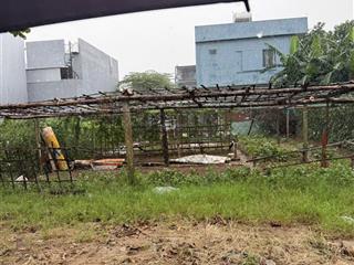 Chào bán lô đất đường 7m5 lên sn  123 nguyễn quang lâm  hòa xuân  đà nẵng.
cạnh góc