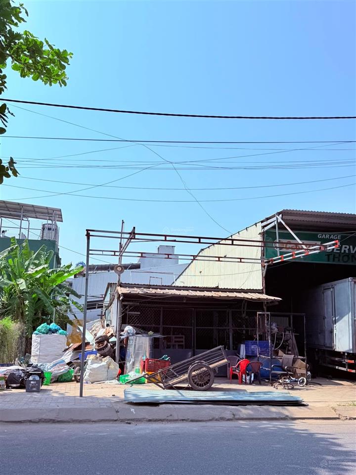 Cần bán  đường 10.5m mẹ thứ gần trần nam trung, gần siêu thị eon mall
dt  100m hướng  bắc