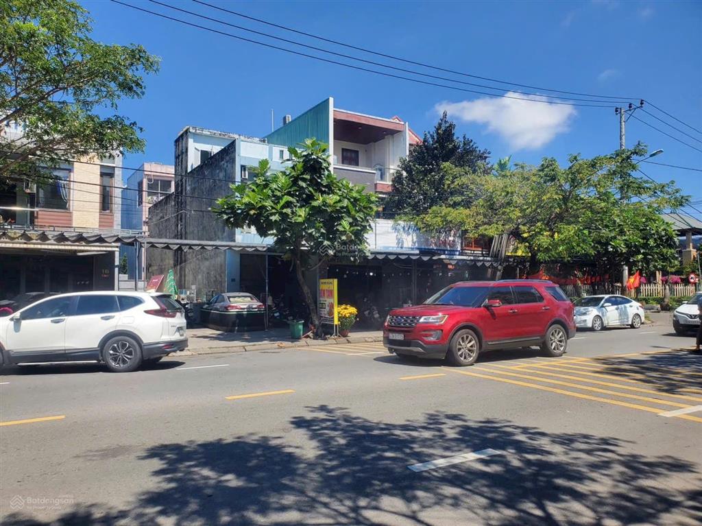 cần bán 7m5 đối diện công viên phan văn đáng .đối diện công viên
tuyến đường thông dài từ