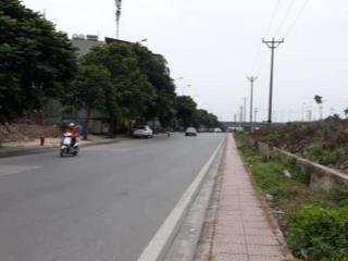 Bán đất mặt phố Nam Đuống - Lô góc 40m !