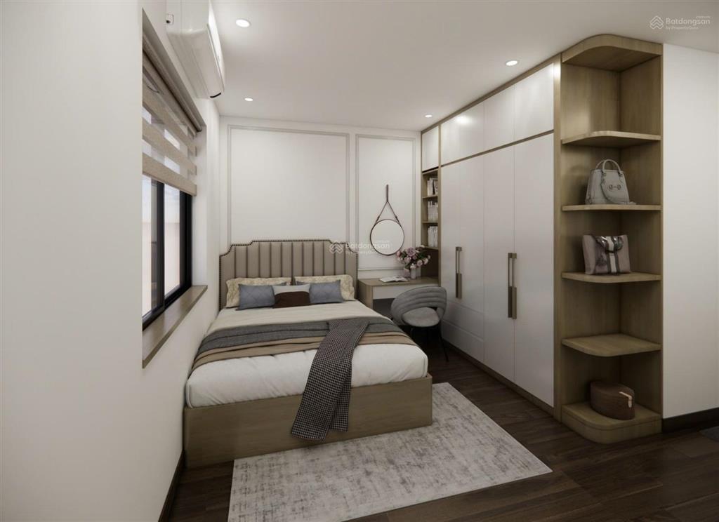 Bán nhà ngô gia tự  92m2 xây 5 tầng thang máy giá 13 tỷ