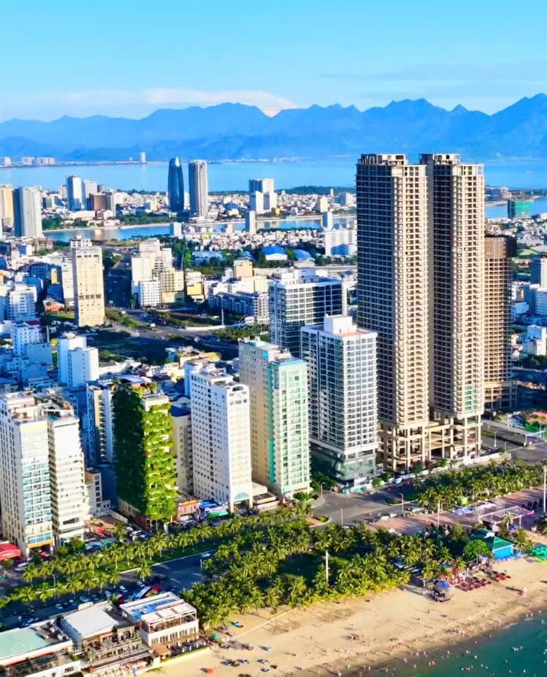 Bán lô góc 3 mặt tiền đường lê văn hiến, đất khó tìm, dt 4026m2