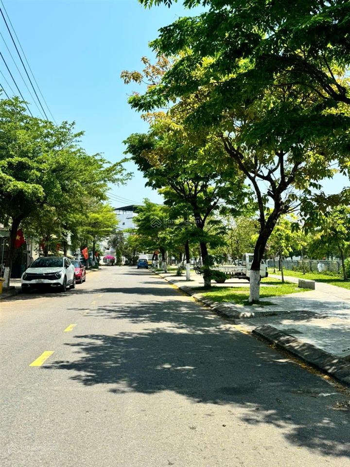 *bán đất biệt thự 225m2, đường phạm viết chánh (7m5), view hồ mát mẻ, giá 12,8 tỷ