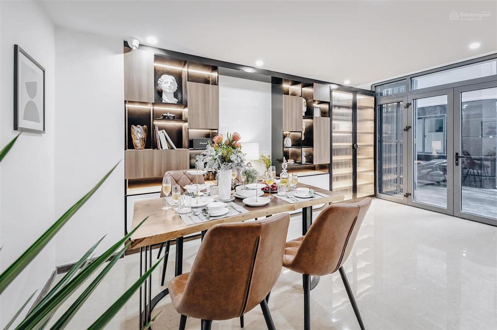 Bán nhà 3 tầng, mặt tiền đường nguyễn thị định, dt 91.7m², giá 16,5 tỷ tl