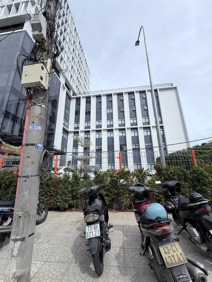 Bán nhà góc 2 mặt tiền, đường phú lộc 7, ngay đối diện trường fpt, dt 75m2, giá 7.3 tỷ