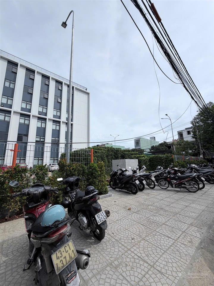 Bán nhà góc 2 mặt tiền, đường phú lộc 7, ngay đối diện trường fpt, dt 75m2, giá 7.3 tỷ