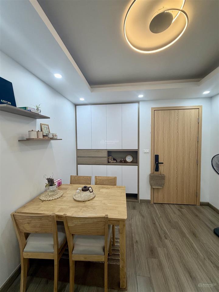 Gia đình cần bán cc đặng xá 2 phòng ngủ 1 vs s 60m2  0702 204 ***
