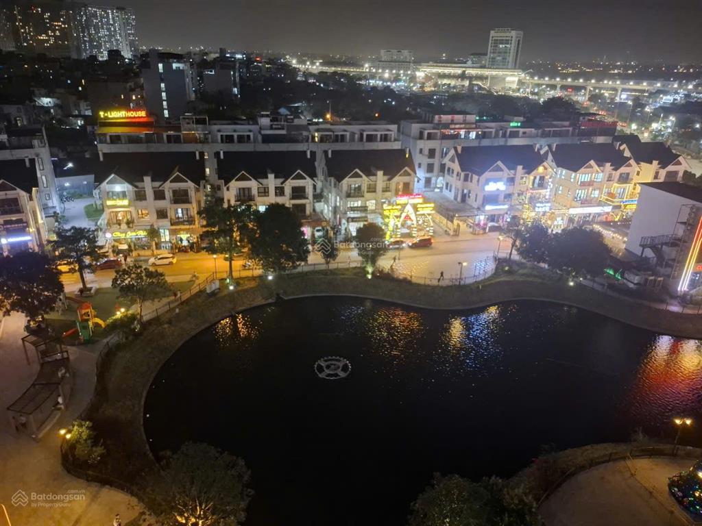 Bán căn 58m2 view hồ thoáng mát tại hateco xuân phương, full nội thất, sổ đỏ, giá bán nhanh 4,85 tỷ