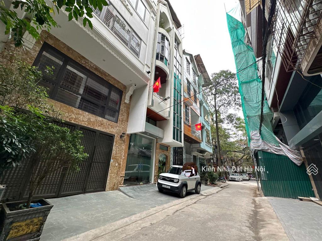 Hiếm! nguyên hồng  45m2 7 tầng thang máy  kinh doanh vỉa hè  siêu phẩm hiếm có  vị trí đắc địa