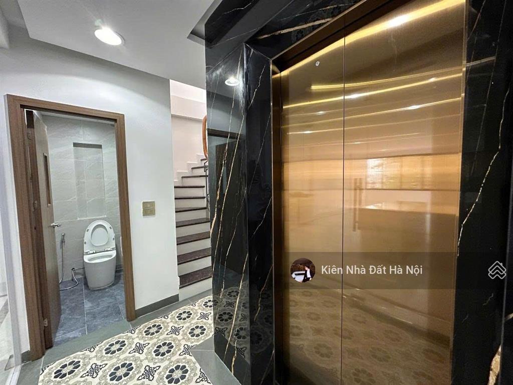 Siêu phẩm! kim mã  ba đình  48m2 7 tầng thang máy  ô tô  view hồ  mt 5m  ở sướng  cực hiếm!