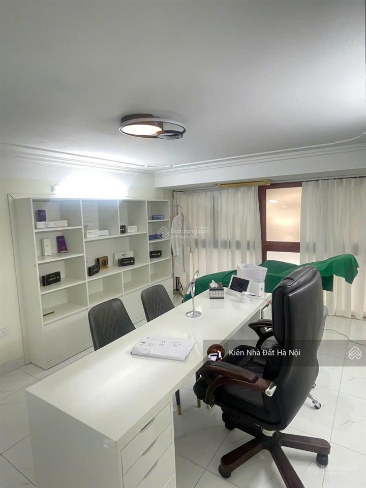 Mặt phố hào nam  ô chợ dừa  43m2 5 tầng  kinh doanh sầm uất  2 thoáng  ô tô dừng đỗ  hiếm!