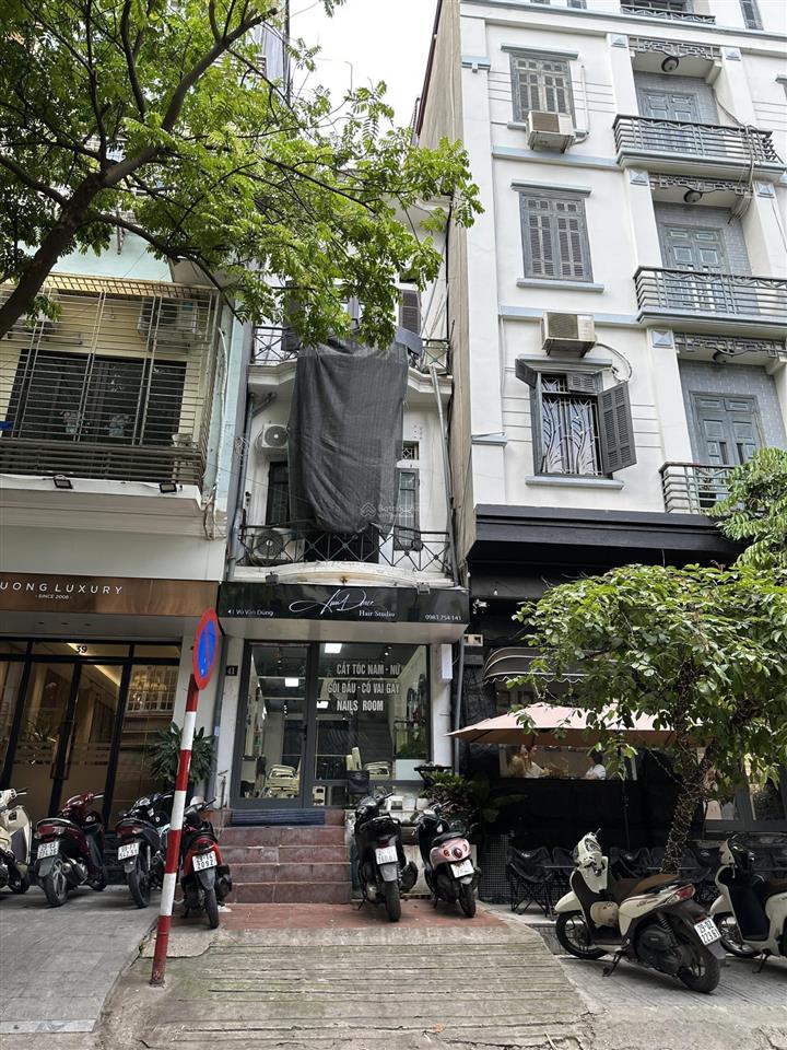 Bán nhà mặt phố võ văn dũng  trần quang diệu  45m2  kinh doanh vỉa hè  sát hồ hoàng cầu  hiếm!
