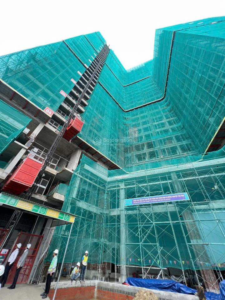 Hiếm có căn góc 2pn view sông hàn  giá chỉ 6 tỷ  69m2 sử dụng  tầng cao