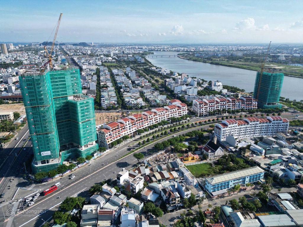 Hiếm có căn góc 2pn view sông hàn  giá chỉ 6 tỷ  69m2 sử dụng  tầng cao