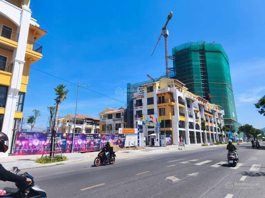Nổi bật căn townhouse 5 tầng  căn đẹp s159 phân khu sonata  mặt tiền trần hưng đạo  đà nẵng