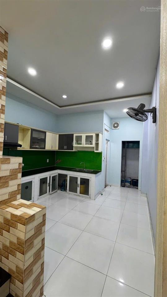 Nhà 4 tầng ngay khu chợ rạch ông quận 8, 4 tầng 5pn, 176.5m2 sàn