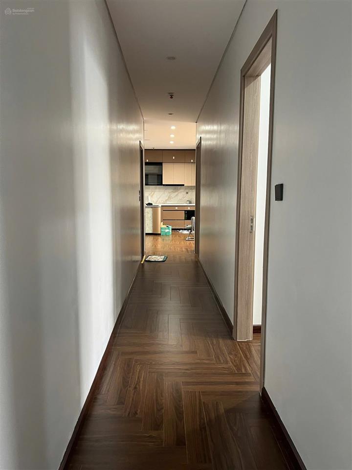 Bán chung cư khai sơn city 120 m2 3 ngủ full nội thất chưa qua sd giá 10.8 tỷ có thương lượng