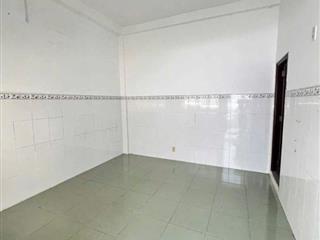 Cho thuê mặt tiền lý tự trọng ngang hơn 7m gần công viên lưu hữu phước