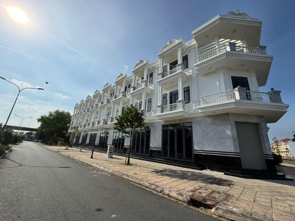 Bán dự án khu dân cư hoàn thiện cơ sở hạ tầng ngay trường tiểu học mỹ xuyên Sóc trăng