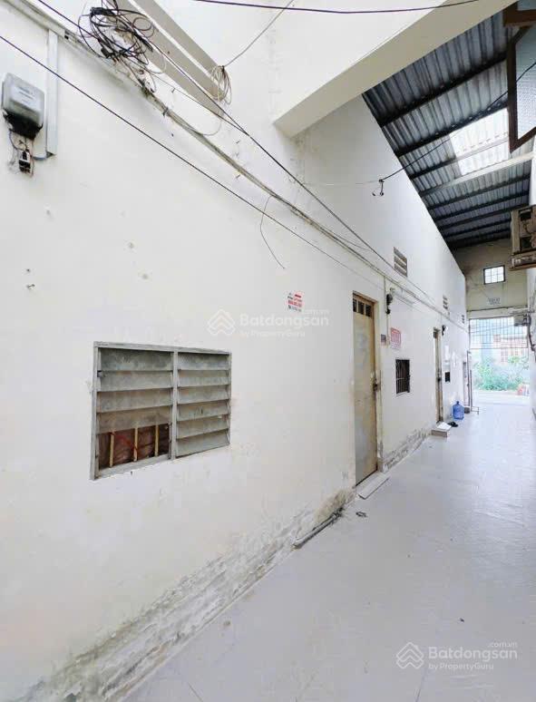 Cần tiền bán lỗ miếng đất sẳn nhà trọ cho thuê 10 phòng