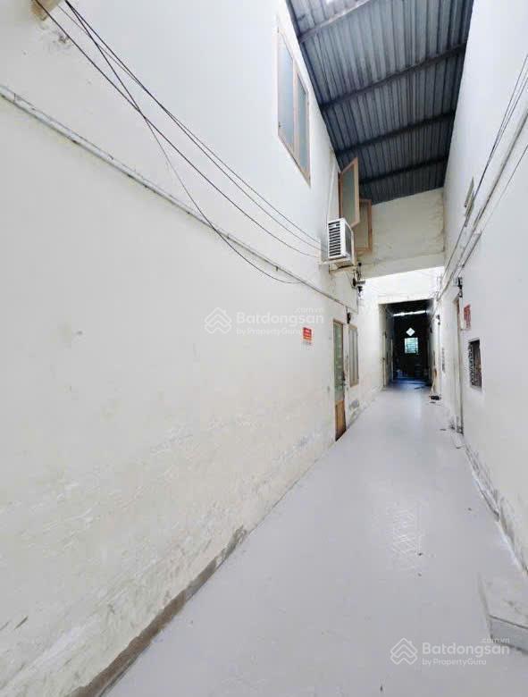 Cần tiền bán lỗ miếng đất sẳn nhà trọ cho thuê 10 phòng