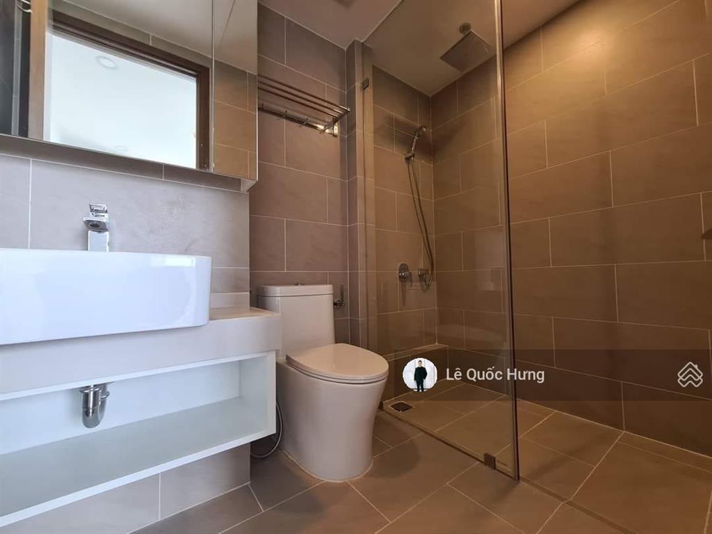 Bán căn hộ sky89 (2pn2wc) dt 69m2 tầng cao view nội khu giá 4ty900.  0903 705 ***