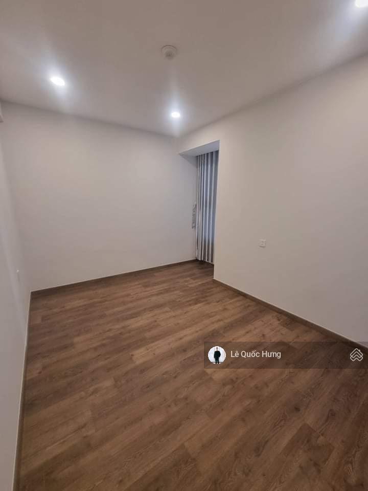 Bán căn hộ sky89 (2pn2wc) dt 69m2 tầng cao view nội khu giá 4ty900.  0903 705 ***