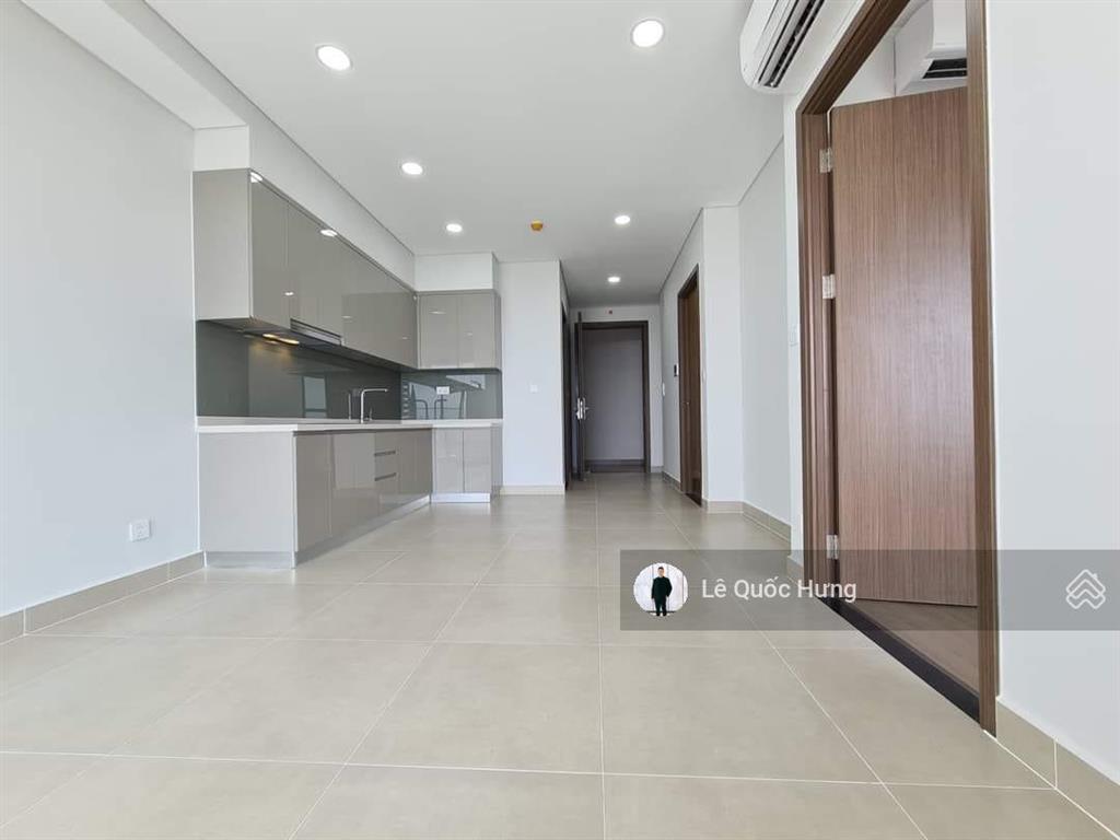 Bán căn hộ sky89 (2pn2wc) dt 69m2 tầng cao view nội khu giá 4ty900.  0903 705 ***