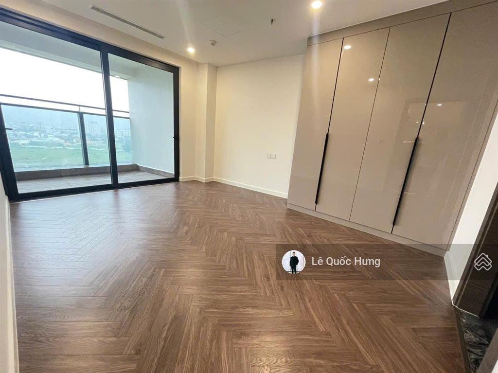 Cho thuê noble crystal riverside (2pn+1, 2wc) dt 135m² giá 17tr/tháng (free phí quản lý)