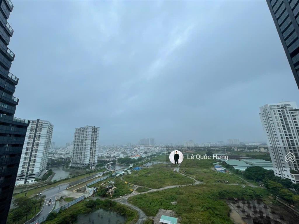 Cho thuê noble crystal riverside (2pn+1, 2wc) dt 135m² giá 17tr/tháng (free phí quản lý)