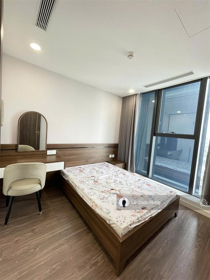 Cho thuê căn góc sunshine sky city (3pn + 2wc) dt 102m2 full nội thất giá 26tr/tháng