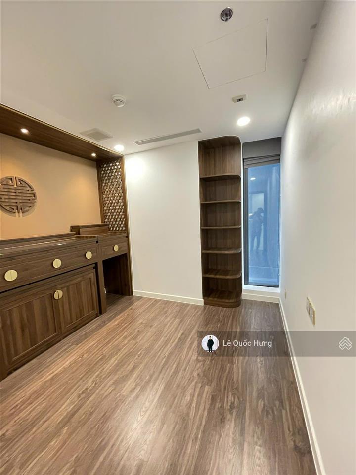 Cho thuê căn góc sunshine sky city (3pn + 2wc) dt 102m2 full nội thất giá 26tr/tháng