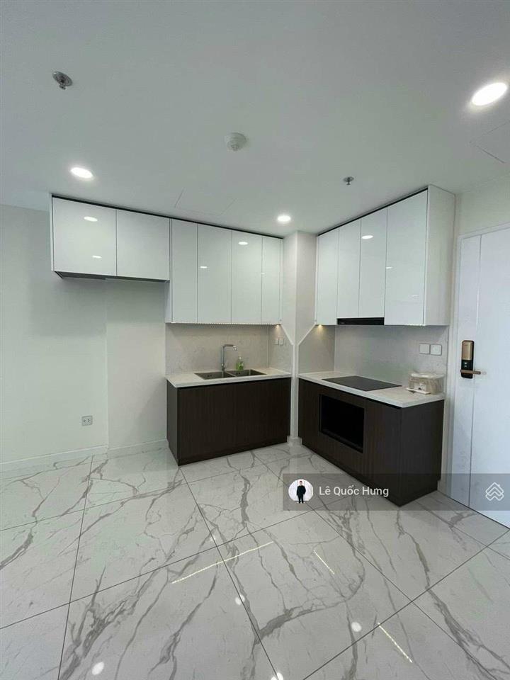 Bán căn hộ sunshine sky city quận 7 (2pn+2wc) dt 75m2 tầng trung giá 5ty600.  0903 705 ***