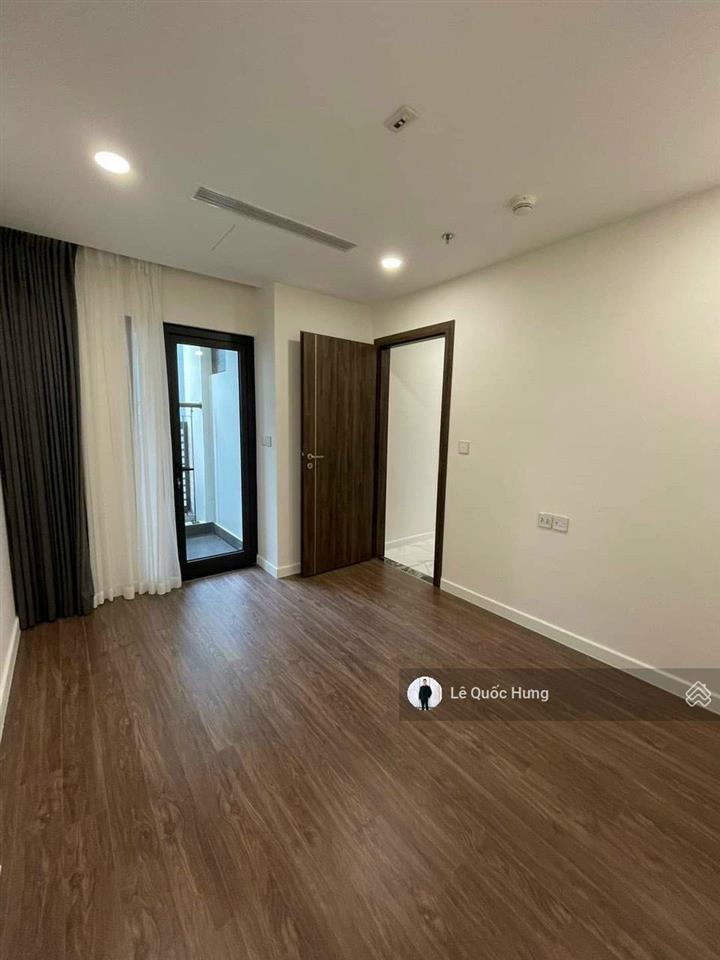 Bán căn hộ sunshine sky city quận 7 (2pn+2wc) dt 75m2 tầng trung giá 5ty600.  0903 705 ***