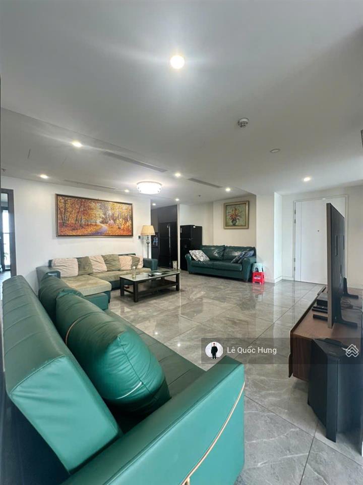 Cho thuê căn hộ sân vườn 250m2 tầng long môn (4pn+3wc) view trực diện sông