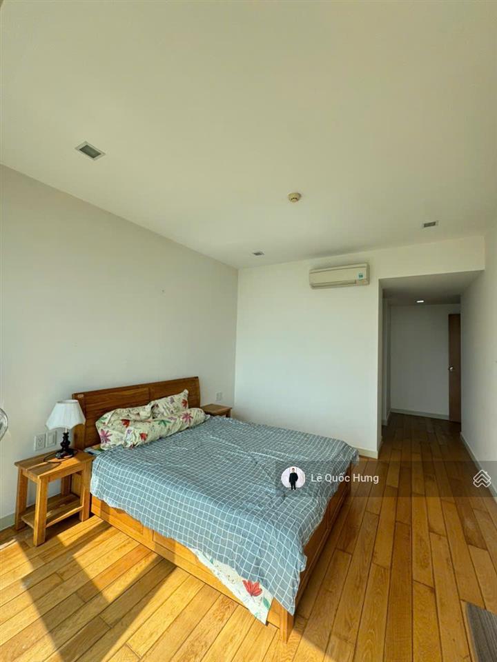 Cho thuê noble crystal riverside (3pn+3wc) dt 155m2 tầng cao view sông giá 16tr/tháng.