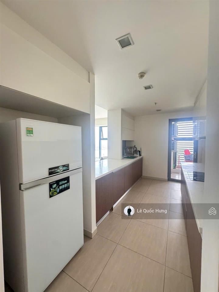 Cho thuê noble crystal riverside (3pn+3wc) dt 155m2 tầng cao view sông giá 16tr/tháng.