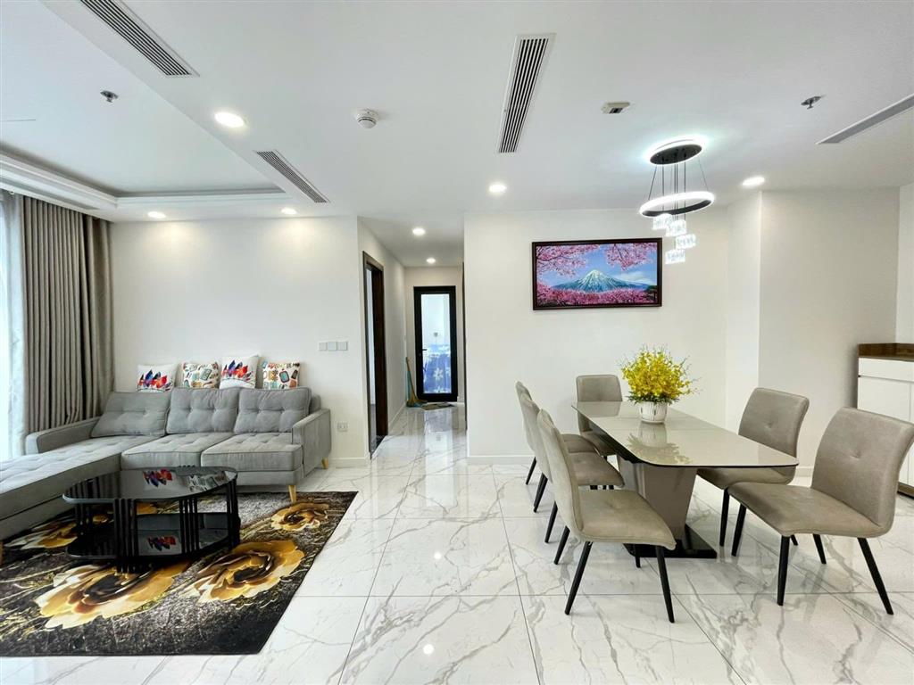 Bán căn hộ sunshine sky city (3pn+3wc) dt 106m2 full nội thất giá 7ty400 (bao thuế phí).