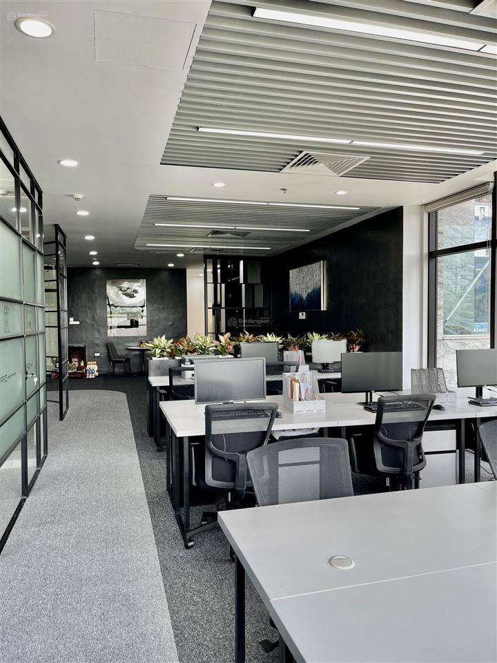 Sàn thương mại tầng 3 toà a1 vip lô góc mặt đường trần thủ độ, sổ đỏ lâu dài, đang cho thuê 25tr/th