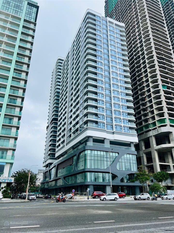 Suất ngoại giao căn 2pn100m2 tầng cao chiết khấu cao trực tiếp từ cđt. view trực diện biển mỹ khê