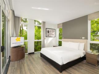 Chính chủ cần cho thuê căn villa 4pn full nội thất 5* mặt biển mỹ khê  đà nẵng. có hồ bơi riêng