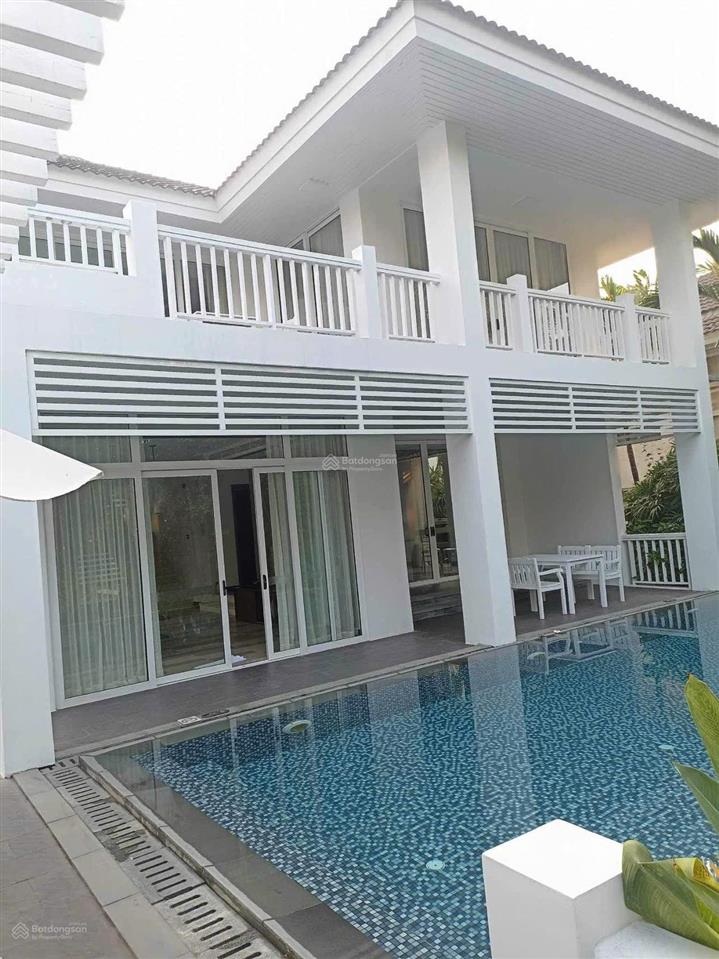 Biệt thự 4pn  840m2 trực diện mặt biển mỹ khê. sở hữu lâu dài vĩnh viễn  sổ hồng công chứng ngay
